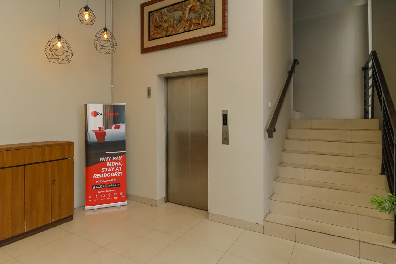 Room 28 Yakarta Exterior foto